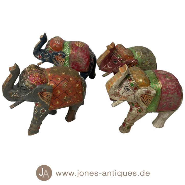 Kleine Holzelefanten in einem besonderen Antikfinish - handgearbeitet