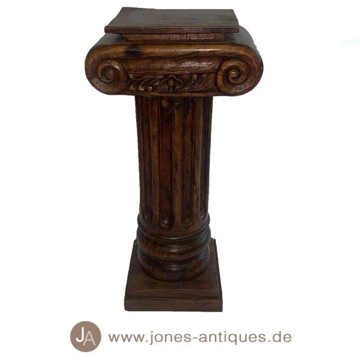 Colonne en bois avec une magnifique finition antique – grande modèle