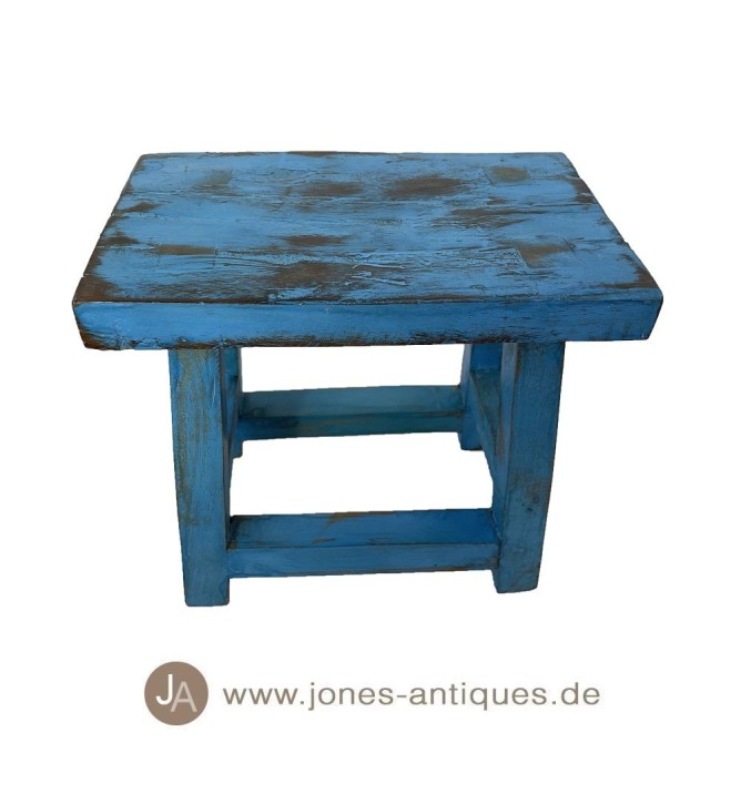 Small stools made of mango wood in color turquoise