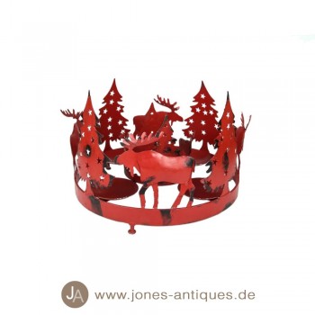 Advent wreath of metal in the color red