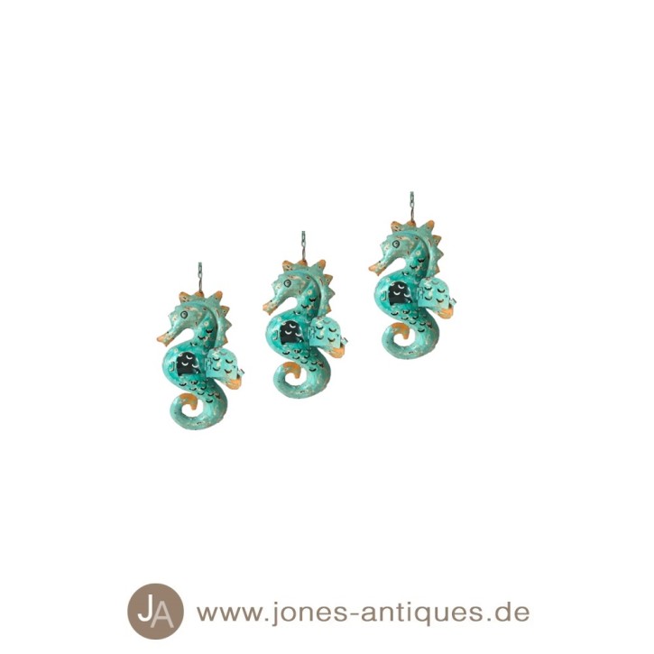 Set of 3 hanging seahorses as a lantern in Size XS in light turquoise