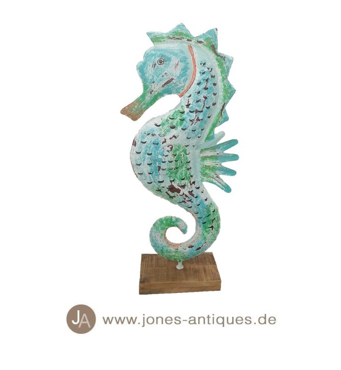 Großes stehendes XXL-Seepferd-Windlicht auf Holzsockel in der Farbe coral-reef - handgearbeitet