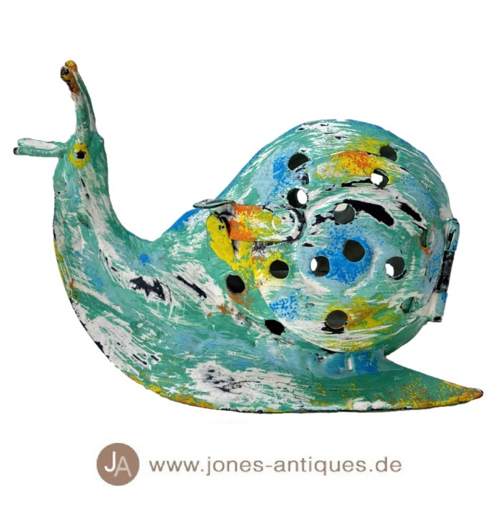 Windlight in the shape of a snail made of iron in the size L - in color coral reef