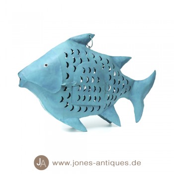 Kleines Fischwindlicht aus Eisen, Farbe türkisblau – handgearbeitet