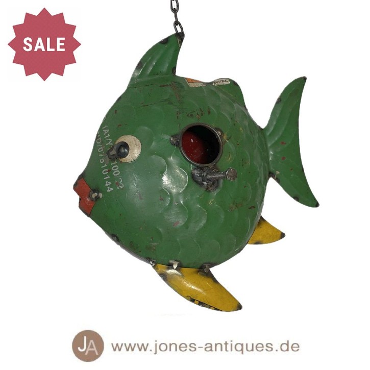 Fisch-Vogelhäuschen aus Eisen mit Kette zum Aufhängen, in kleiner Größe in bunten Farben - handgearbeitet