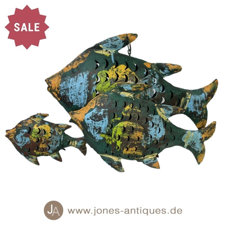 Eolienne poisson en fer disponible en 4 tailles (S, M, L, XL) de couleur midnight-green - fait main